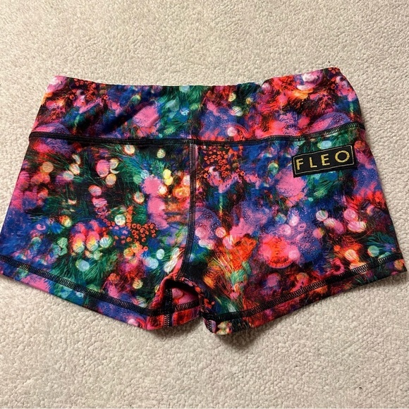 Fleo Christmas Bauble Holiday Lights Shorts Bike Booty Spandex Workout OGs - Picture 1 of 9